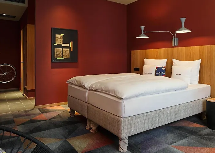 Hotell 25hours The Trip