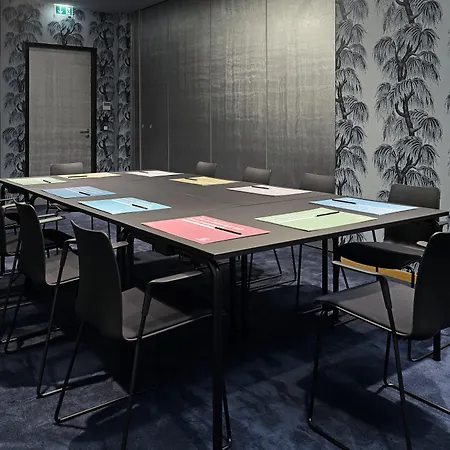 25아워스 트립 프랑크푸르트