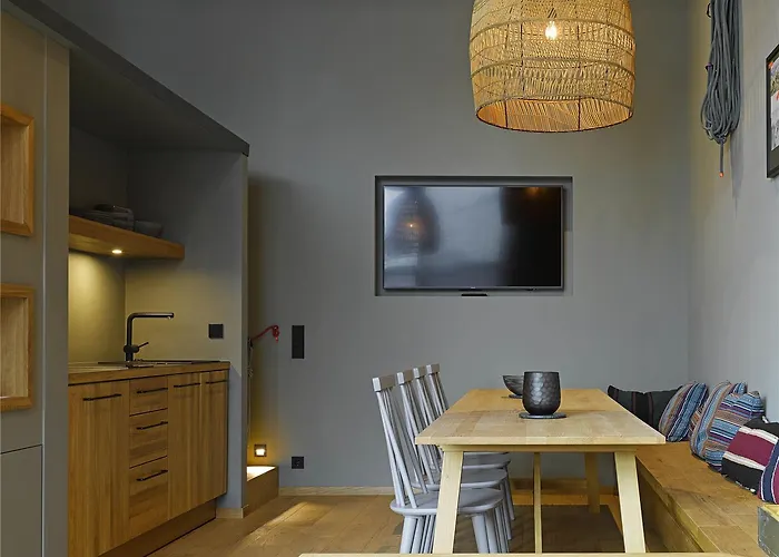 Hotel 25hours The Trip