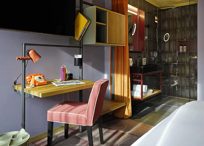 Hotel 25hours The Trip