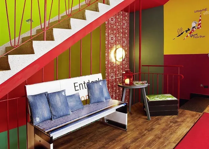 Hotel 25hours The Trip